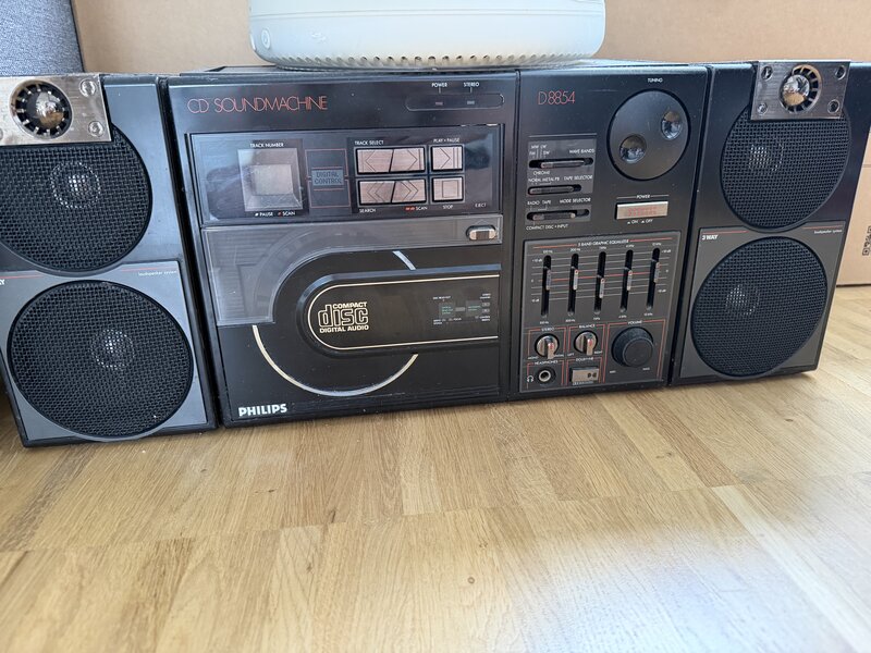 KOR's fette Anlage